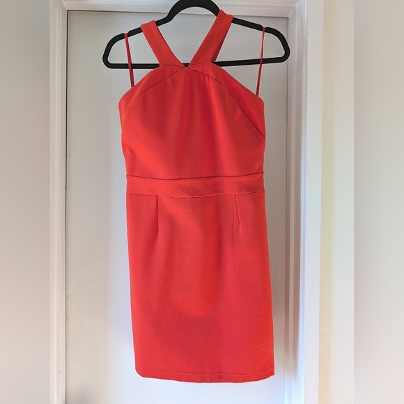 Dresses & Skirts - Form fitting orange/red mini dress